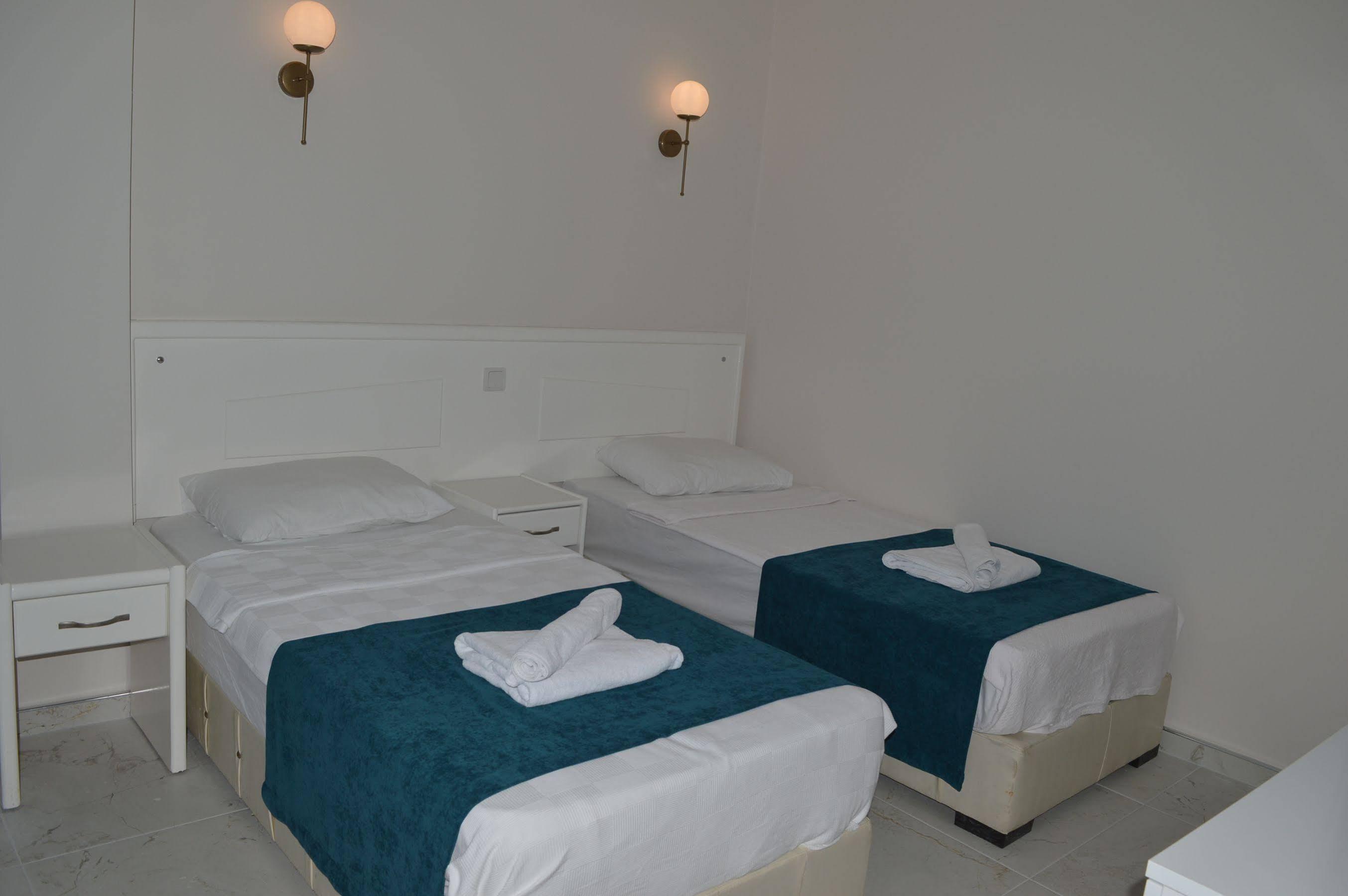 Aquila Beach Hotel フェティエ エクステリア 写真
