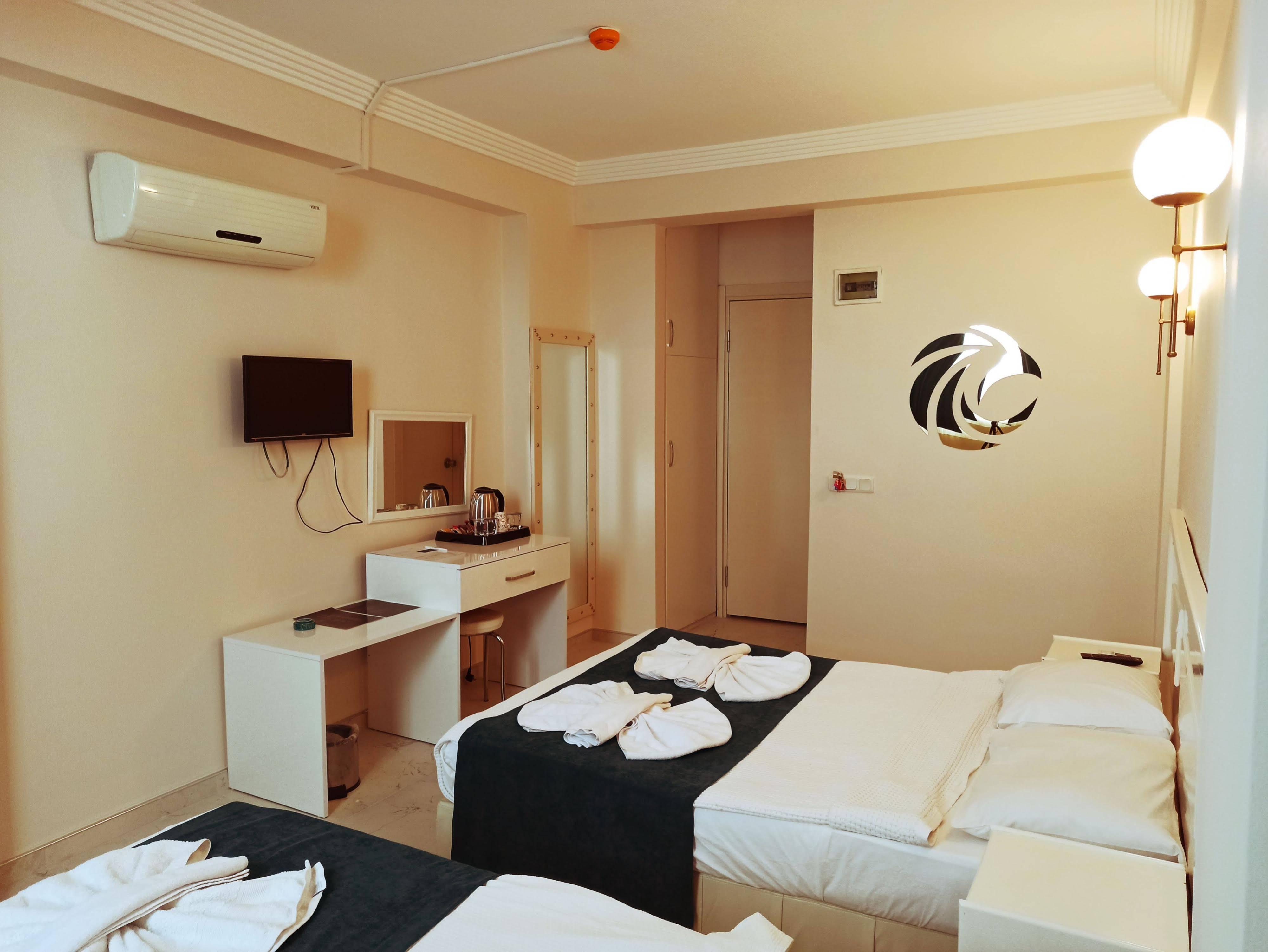 Aquila Beach Hotel フェティエ エクステリア 写真