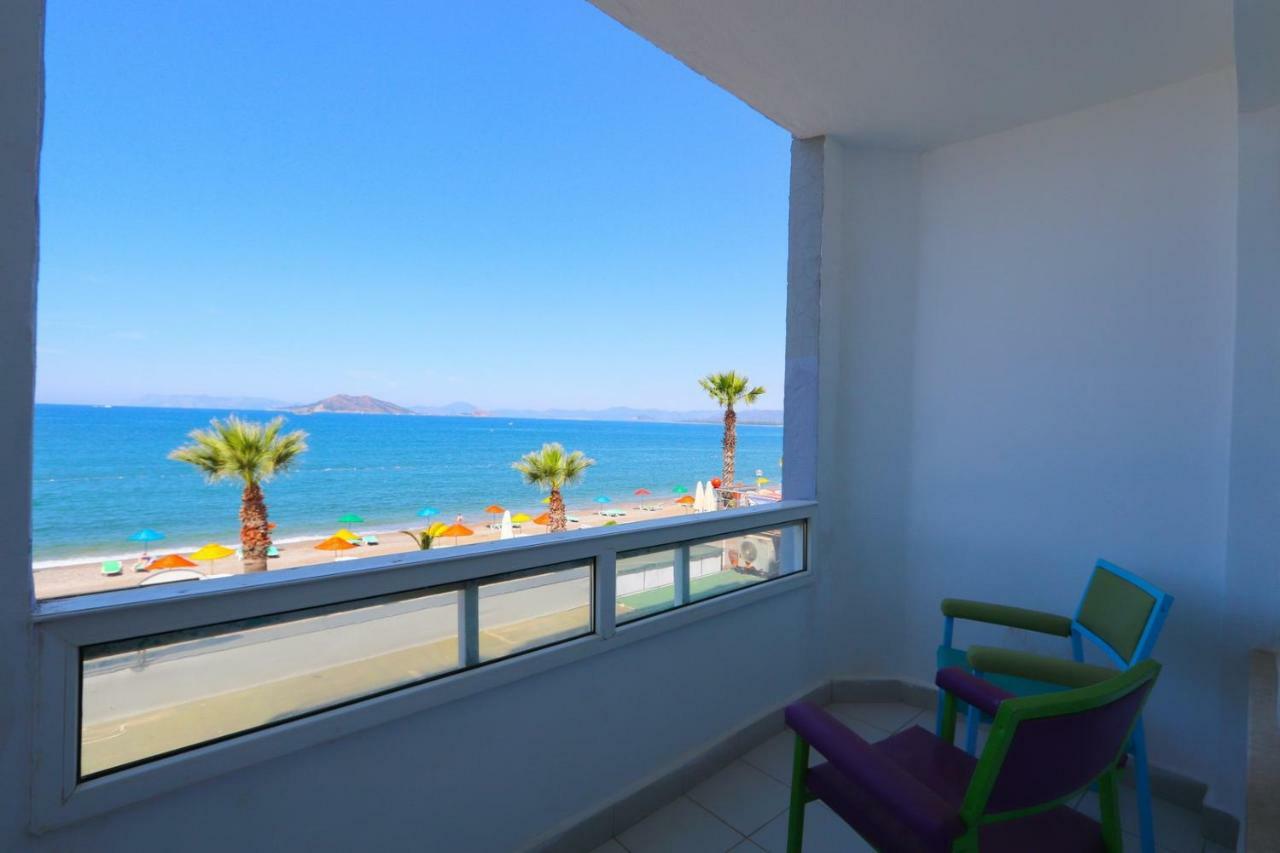 Aquila Beach Hotel フェティエ エクステリア 写真